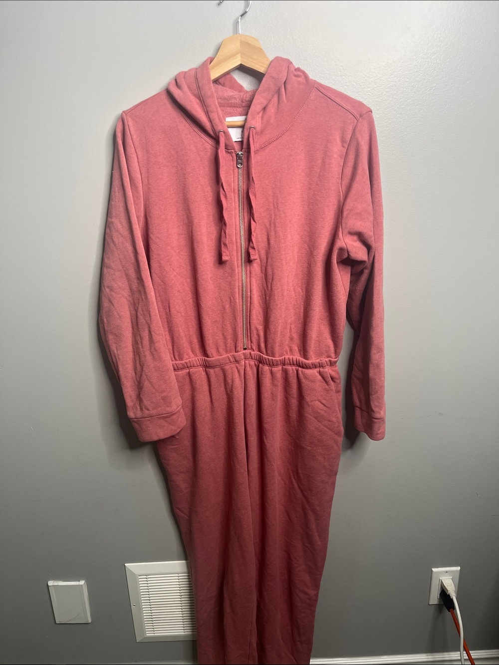 Old Navy Romper (size large)